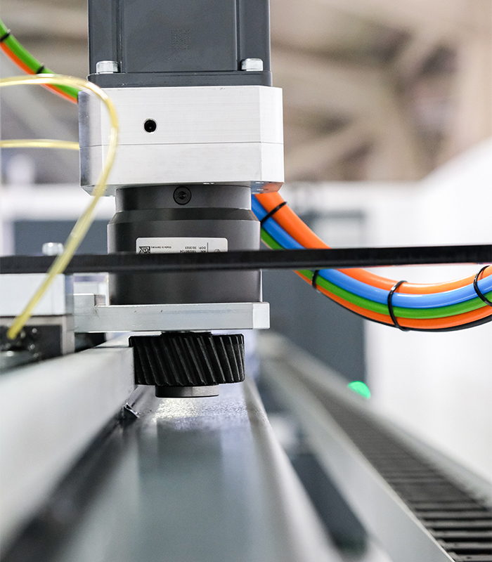 PVC-&-Aluminium-Profile-Machining-and-Cutting-Centers-SMC-360-2