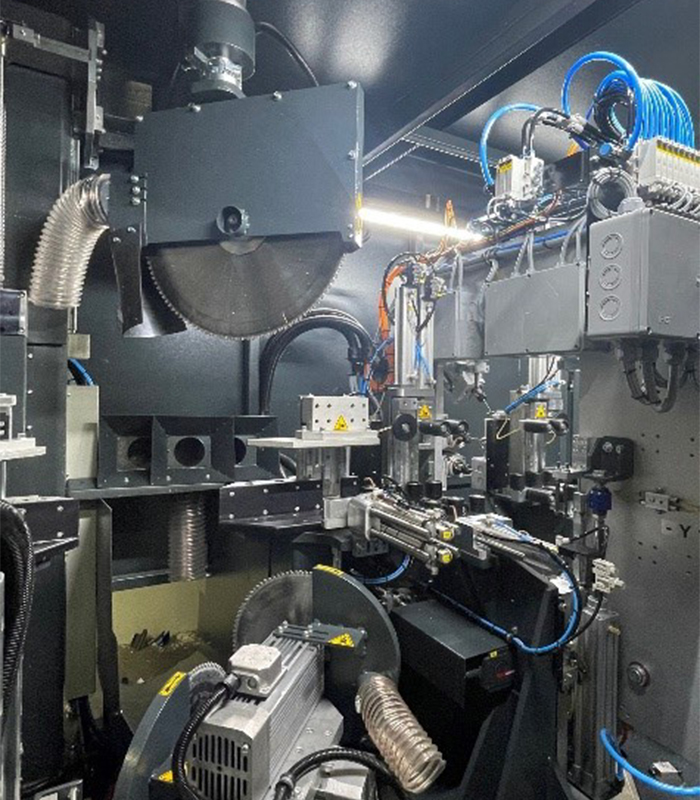 PVC-&-Aluminium-Profile-Machining-and-Cutting-Centers-SVMC-12-3